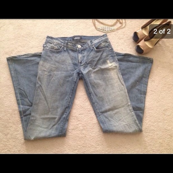Rock & Republic crystal jeans 28 - Picture 2 of 2