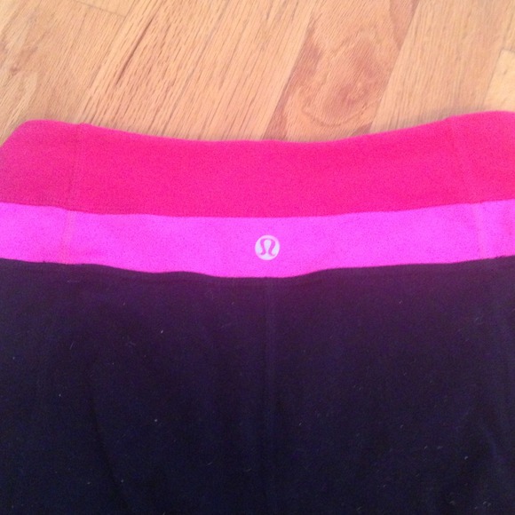 LULULEMON YOGA PANTS