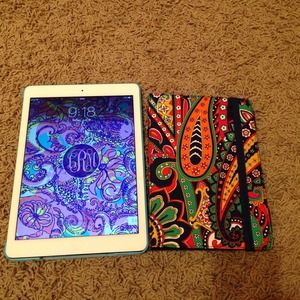 Vera Bradley iPad mini case!