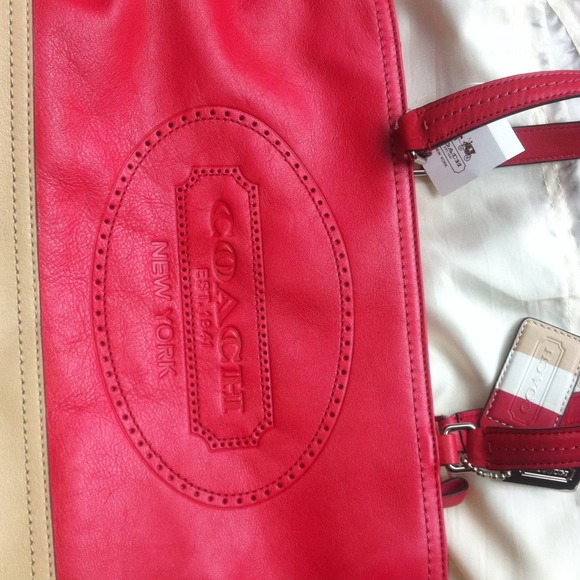 Brand new coach bag- never worn