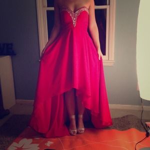 💕 Gorgeous redprom dress!!!