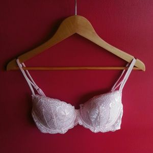 Never Worn VS PINK Bra