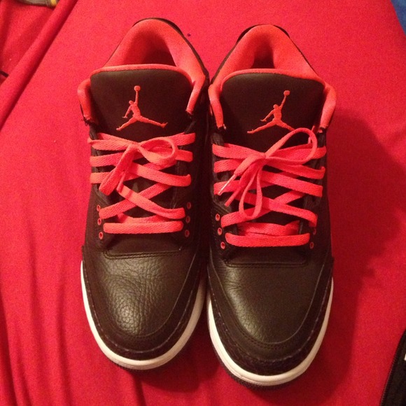 Crimson 3's size 10.5 FOR SALE !