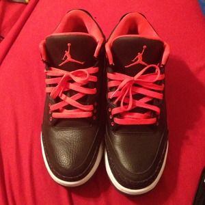 Crimson 3's size 10.5 FOR SALE !