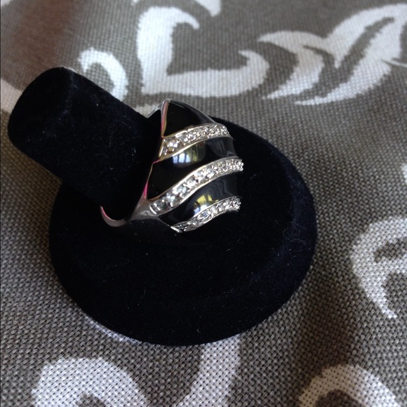 Cocktail ring - Picture 2 of 3