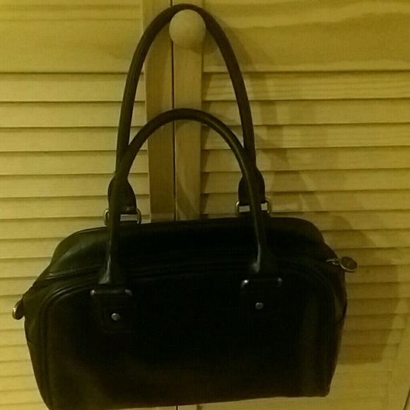 Puma purse - Picture 4 of 4