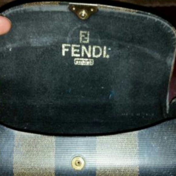 Fendi ochiali sunglasses case