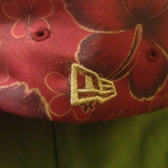 STUSSY FOR YOU SWAGGASSI's - Picture 3 of 4