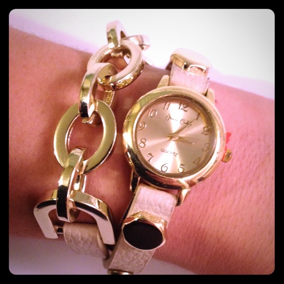 Wrap around watch