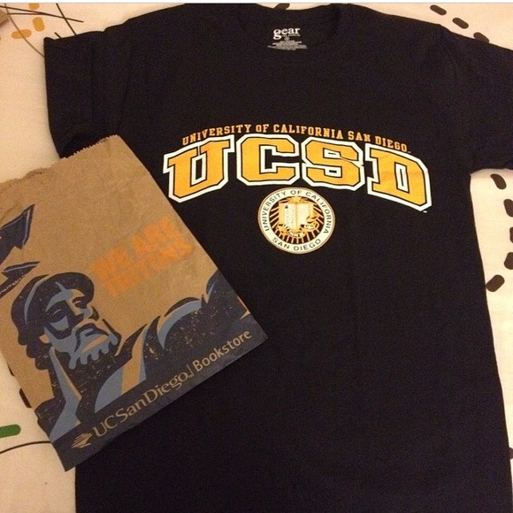UCSD official women's t-shirt