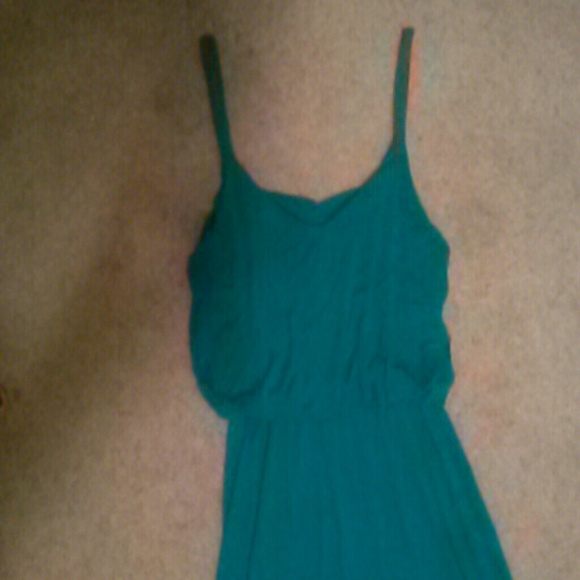 Dress - Picture 3 of 3