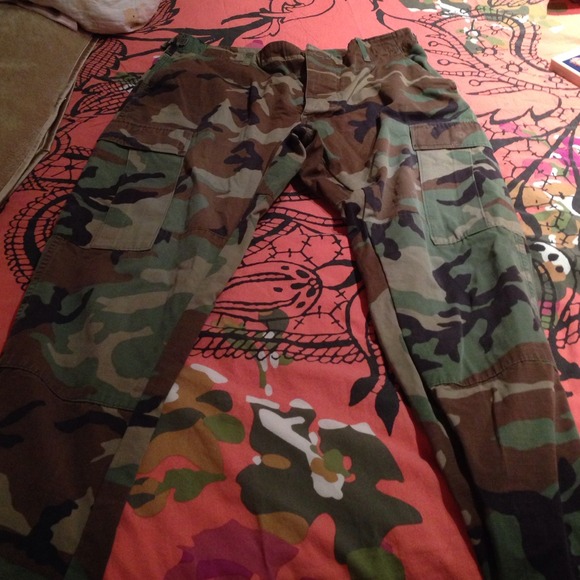 💕REDUCED💕Urban Outfitters Cargo Pants