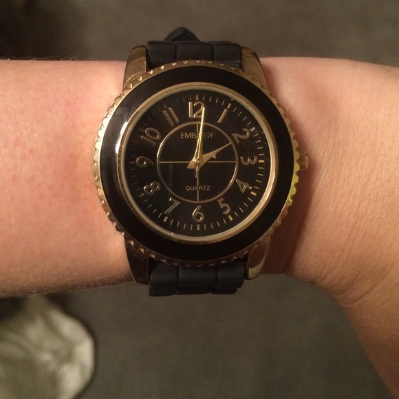 Silicon strap black watch
