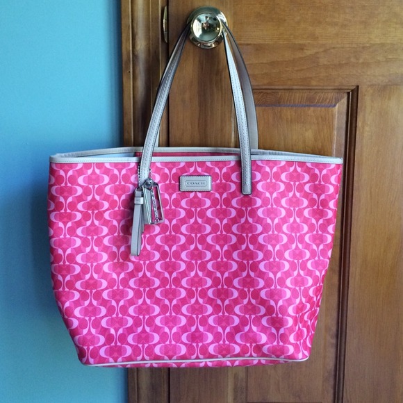 Coach handbag