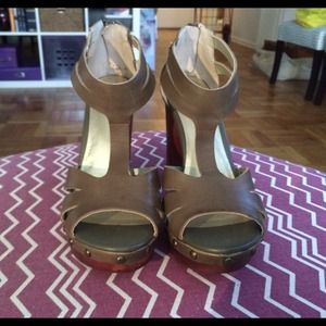Seychelles Platform Heels