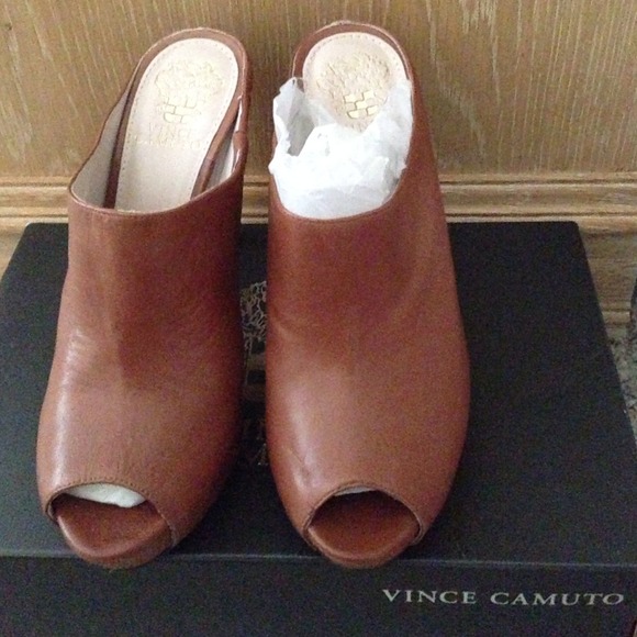 Pump- Vince Camuto 'Jacell' Pump