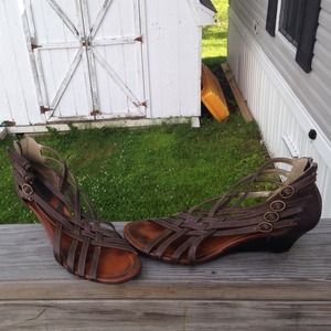 Cute brown wedges