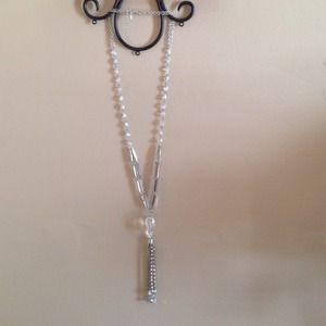 New York & Company crystal beaded necklace