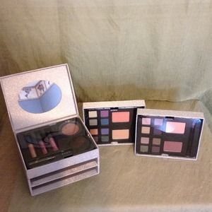 Bundle for jmfpowell!!