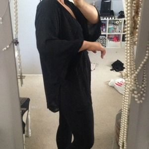 Black h&M kimono