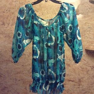 blue green floral top!