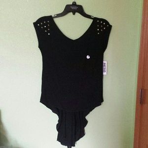 Kiarra by Pacsun high low shirt