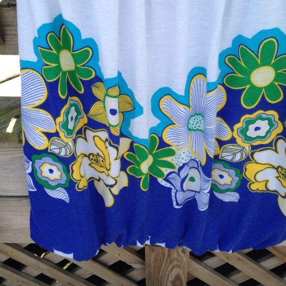 Sun dress - Picture 3 of 3