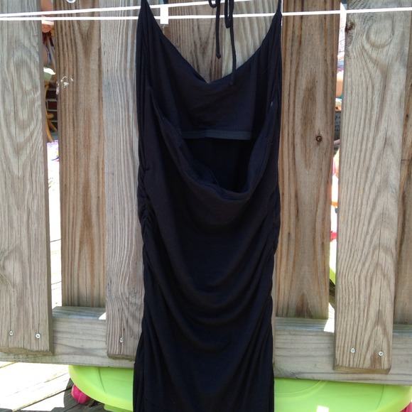 Dress - Picture 3 of 3