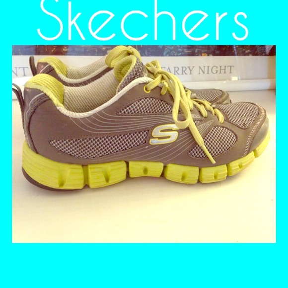 Skechers Tennis Shoes
