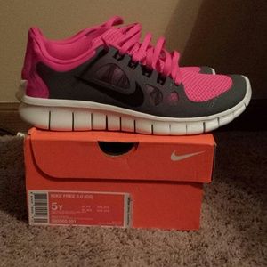 #SOLD# Brand New Nike Free 5.0