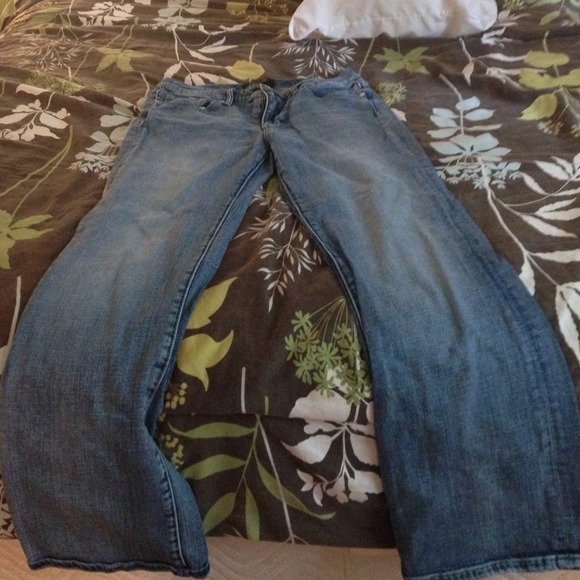 Seven jeans. Regular length. Excellent shape