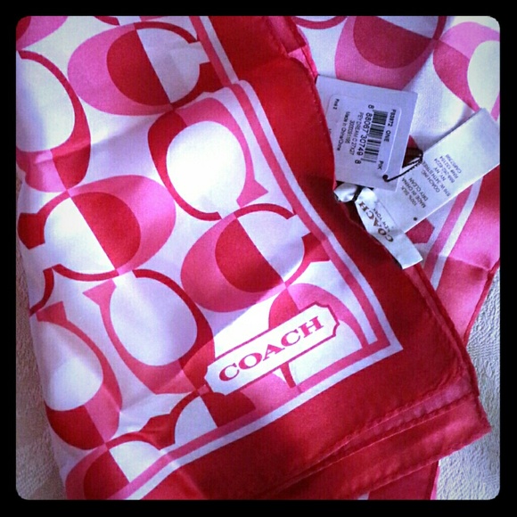 *NWT* Coach Peyton Dream C Lrg 100% Silk Scarf