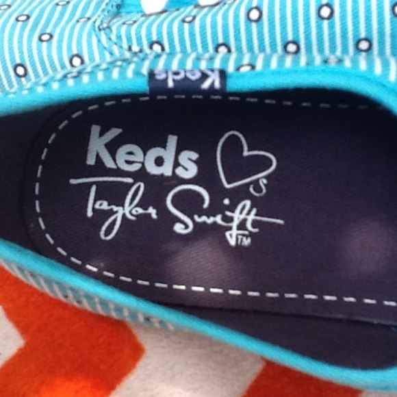 Keds women size 8 - Picture 3 of 4