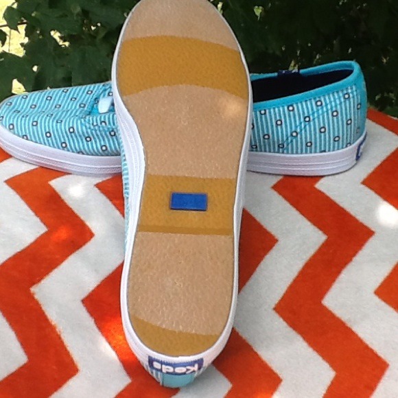 Keds women size 8 - Picture 4 of 4