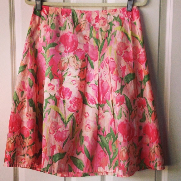 Gorgeous watercolor Tommy Hilfiger A-line skirt