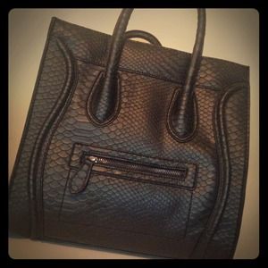 ⭐️HOLD FOR @EWASHI21⭐️