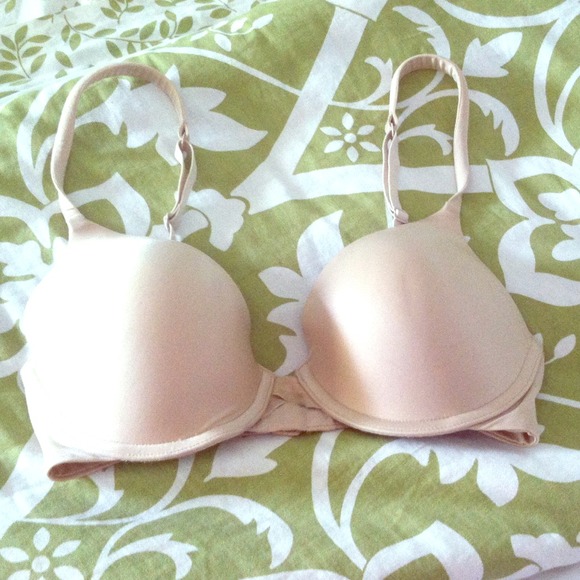 Victoria's Secret 32D bra for @nprepp