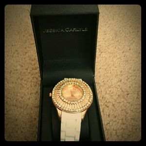 Jessica Carlyle watch barely used