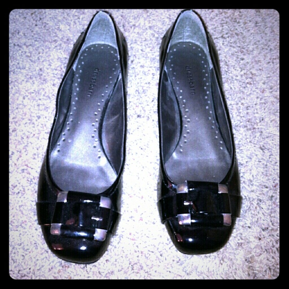 Black flats