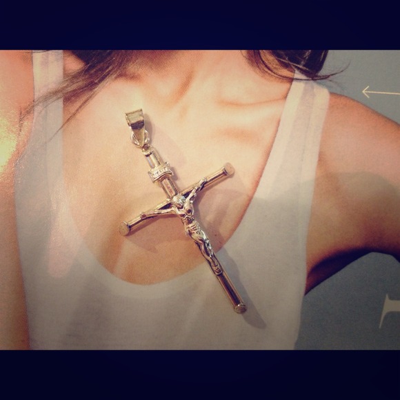 SOLD on eBay Silver cross pendant