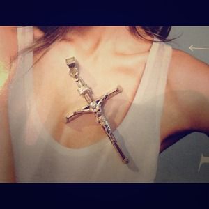 SOLD on eBay Silver cross pendant