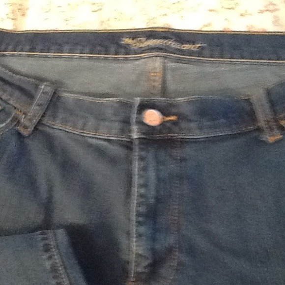 PLUS SIZE JEANS