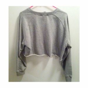 GAP CROPPED SWEATSHIRT💕