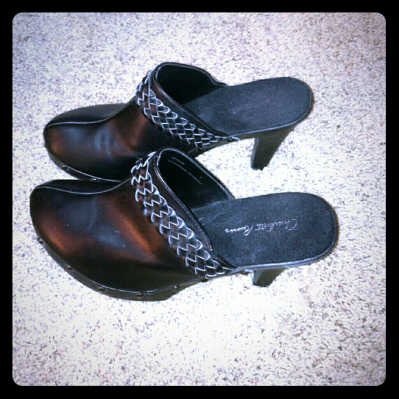 Clogs