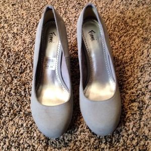 High heels - Gray