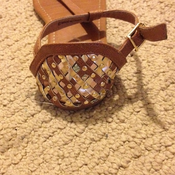 Sandals - Picture 2 of 3