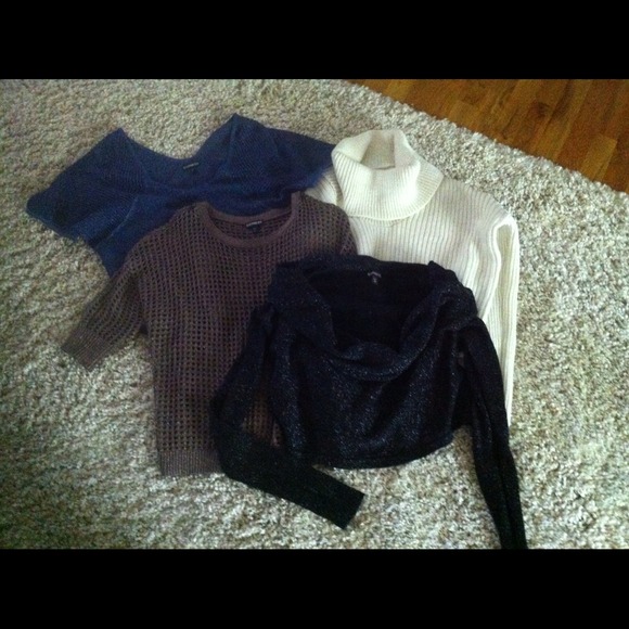 Lot of 4 EXPRESS sweaters, all Size Small