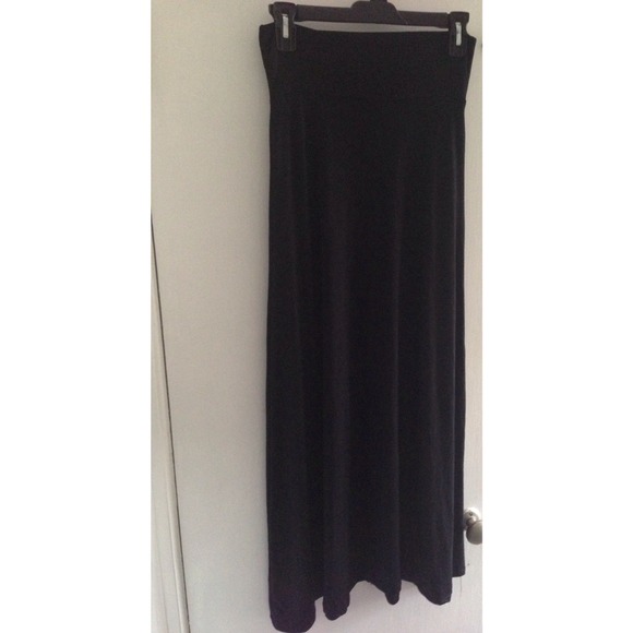 Charlotte Russe Dresses & Skirts - Black Maxi Skirt
