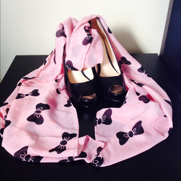 Pink Bow Scarf