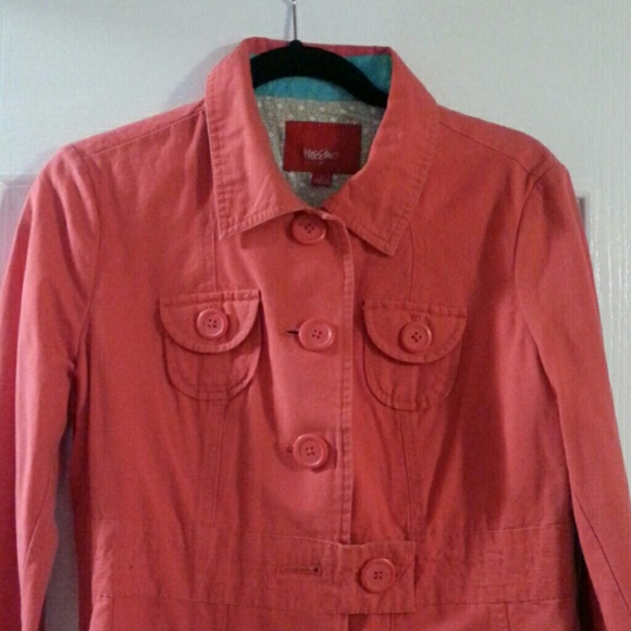 Cute button jacket